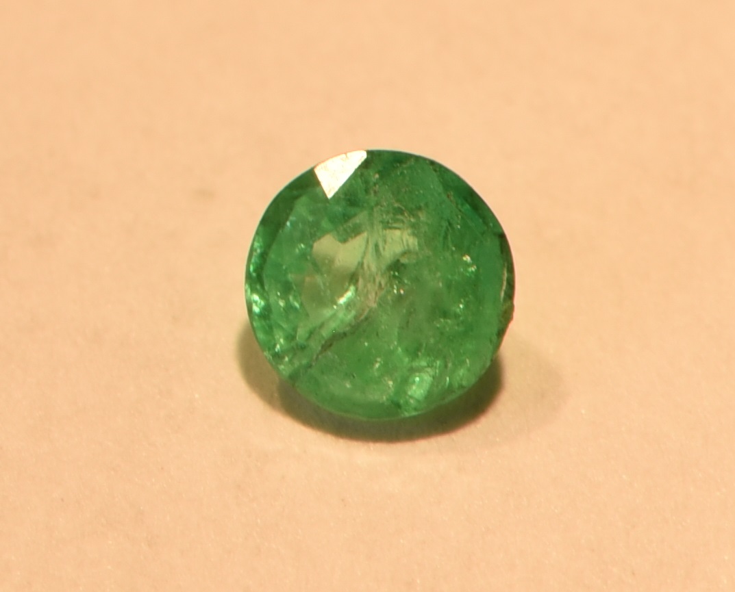 facettierter Smaragd (0,15 ct)