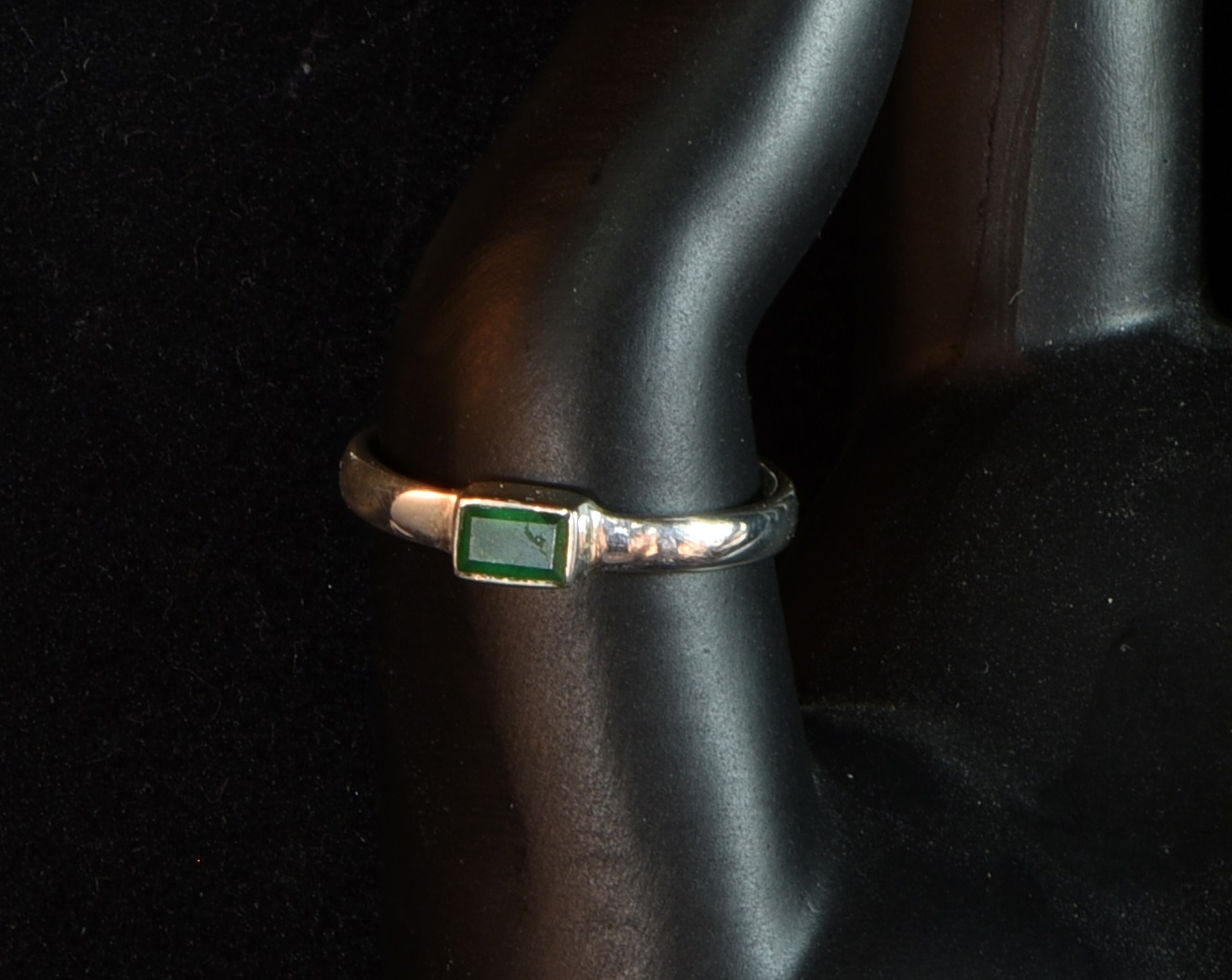 Klassischer Smaragdring in Silber (GR 56)